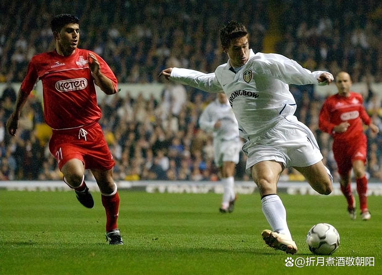 -关于利兹联年轻后卫崭露头角，展现出色表现的信息