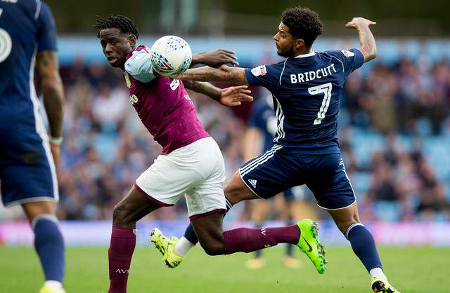 南安普顿连续不败,球队逐渐崭露头角 南安普顿连续不败,球队逐渐崭露头角