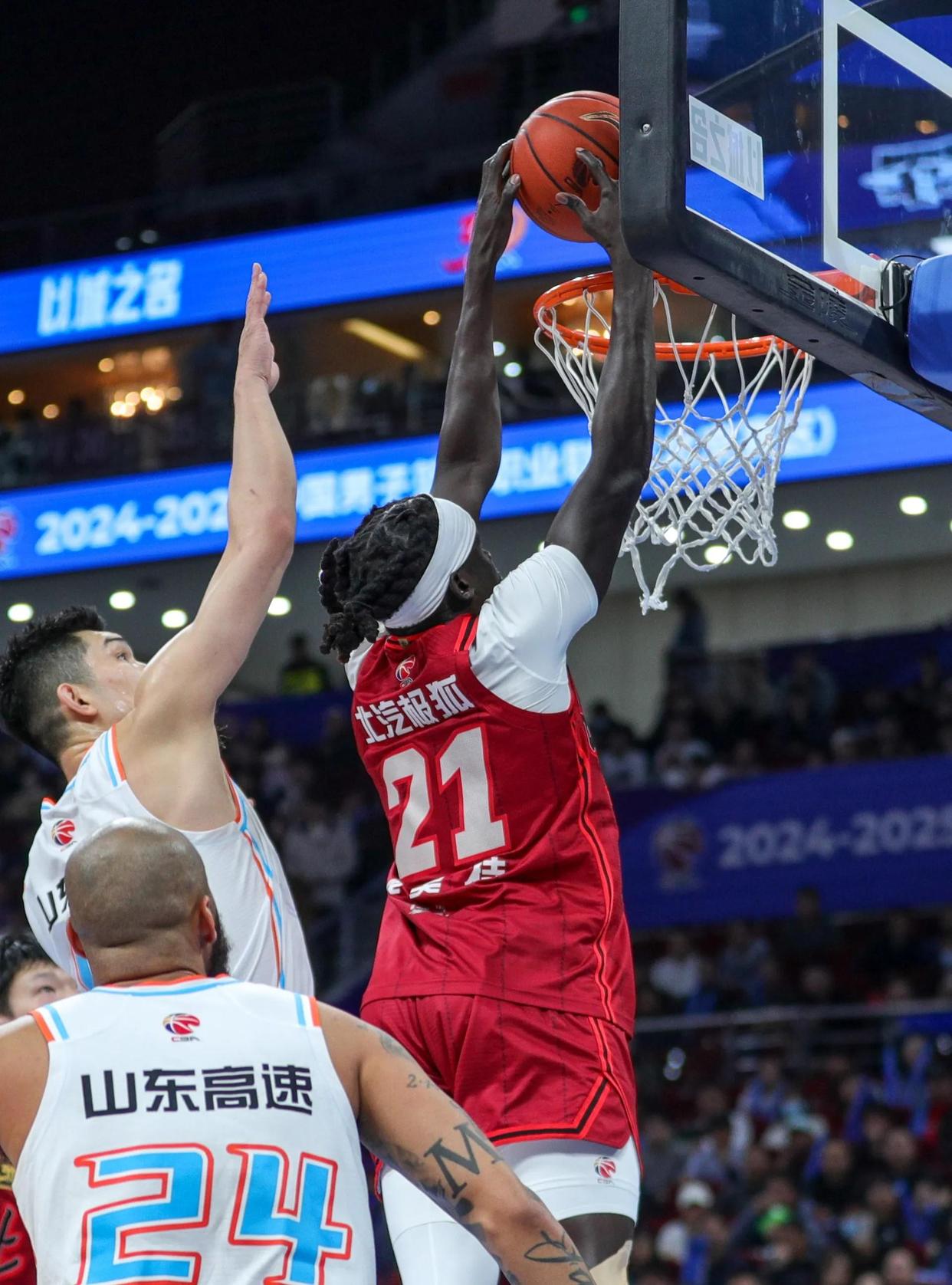 开云体育官网-关于山东男篮主场胜利，一鼓作气的信息