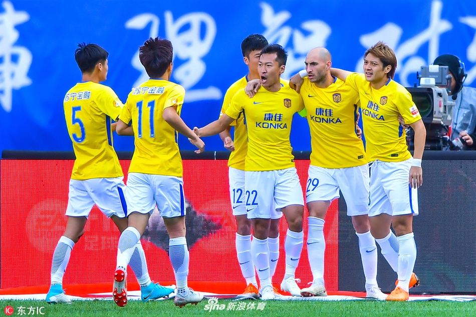 江苏苏宁主场不敌大连一方，遭遇不利的简单介绍