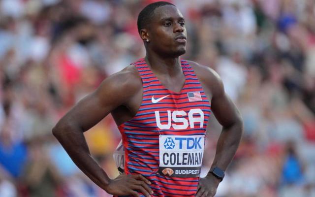 开云体育在线-美国运动员刷新世界纪录，成为焦点