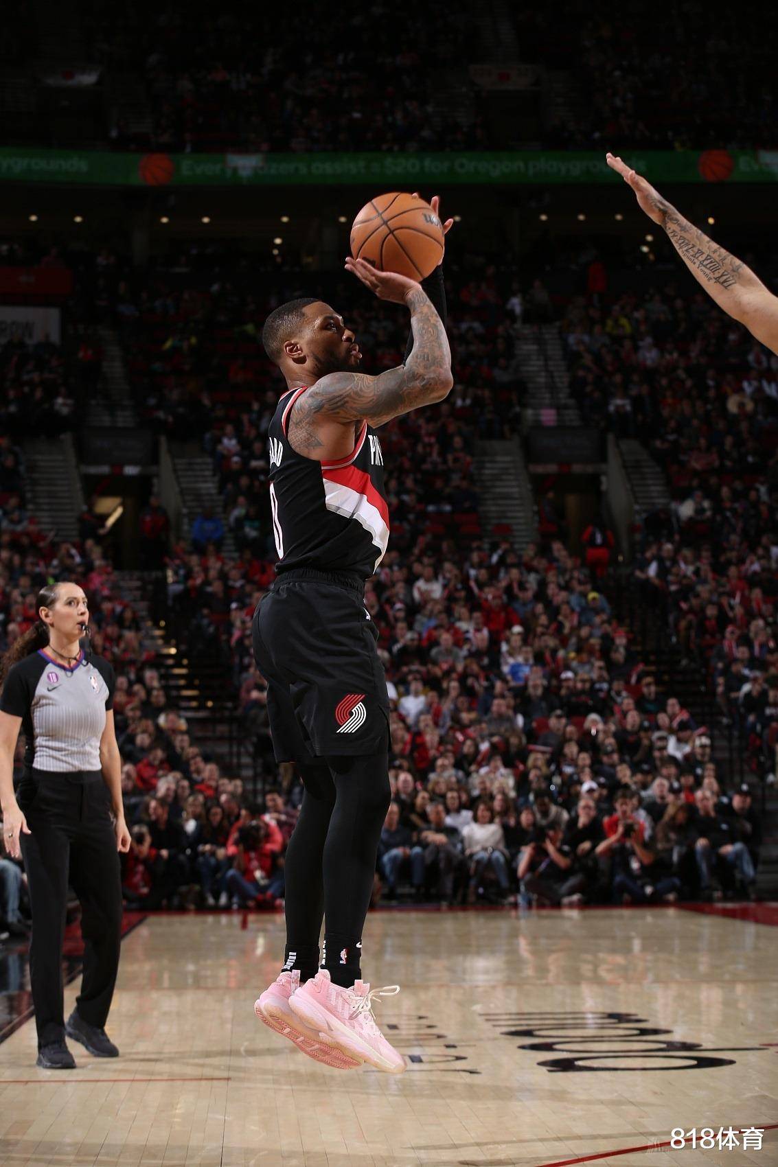 开云体育平台APP-关于开拓者队力克老鹰，利拉德33分成全队最高的信息