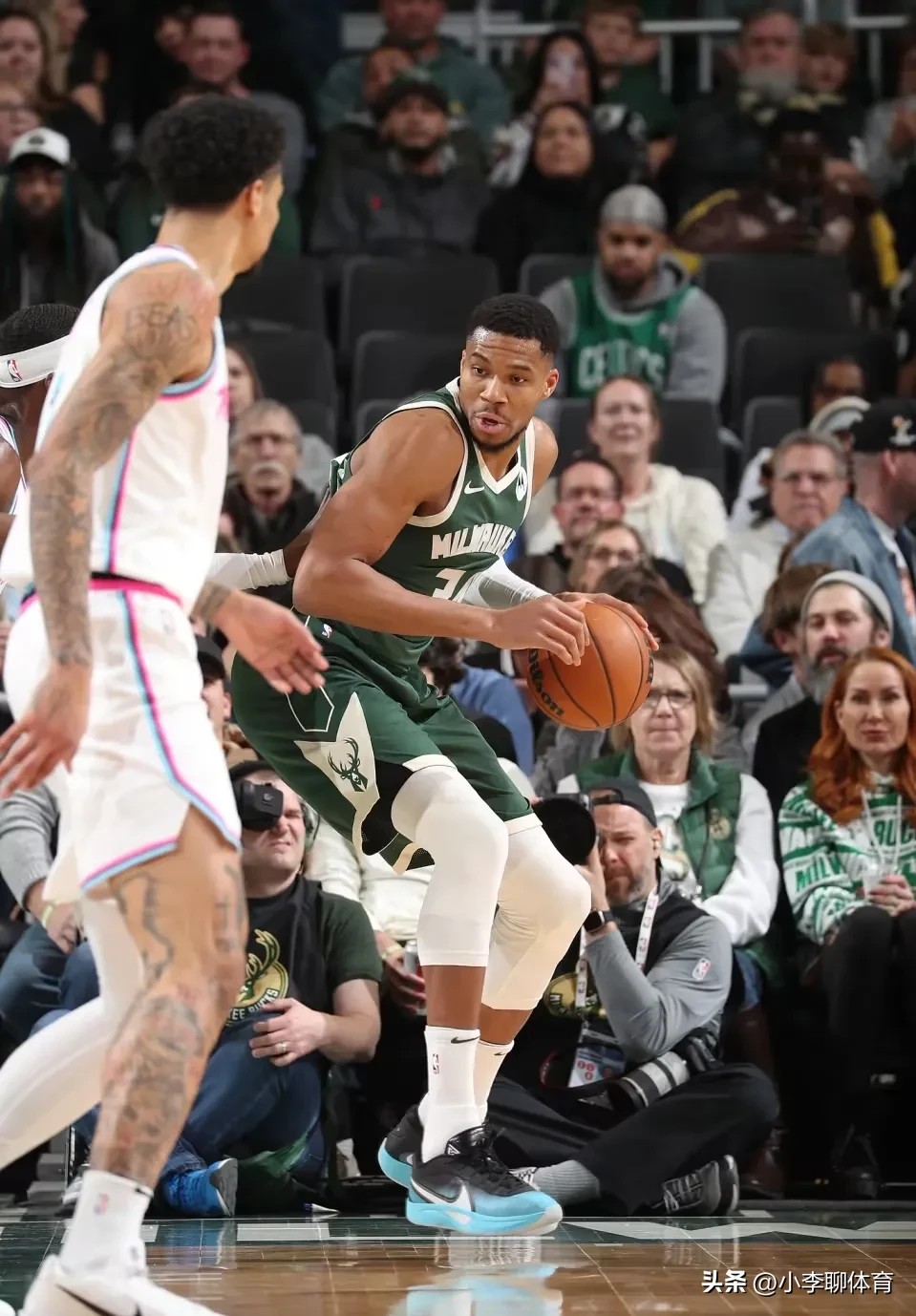 开云体育下载-包含热火客场大胜雄鹿，锁定季后赛资格的词条