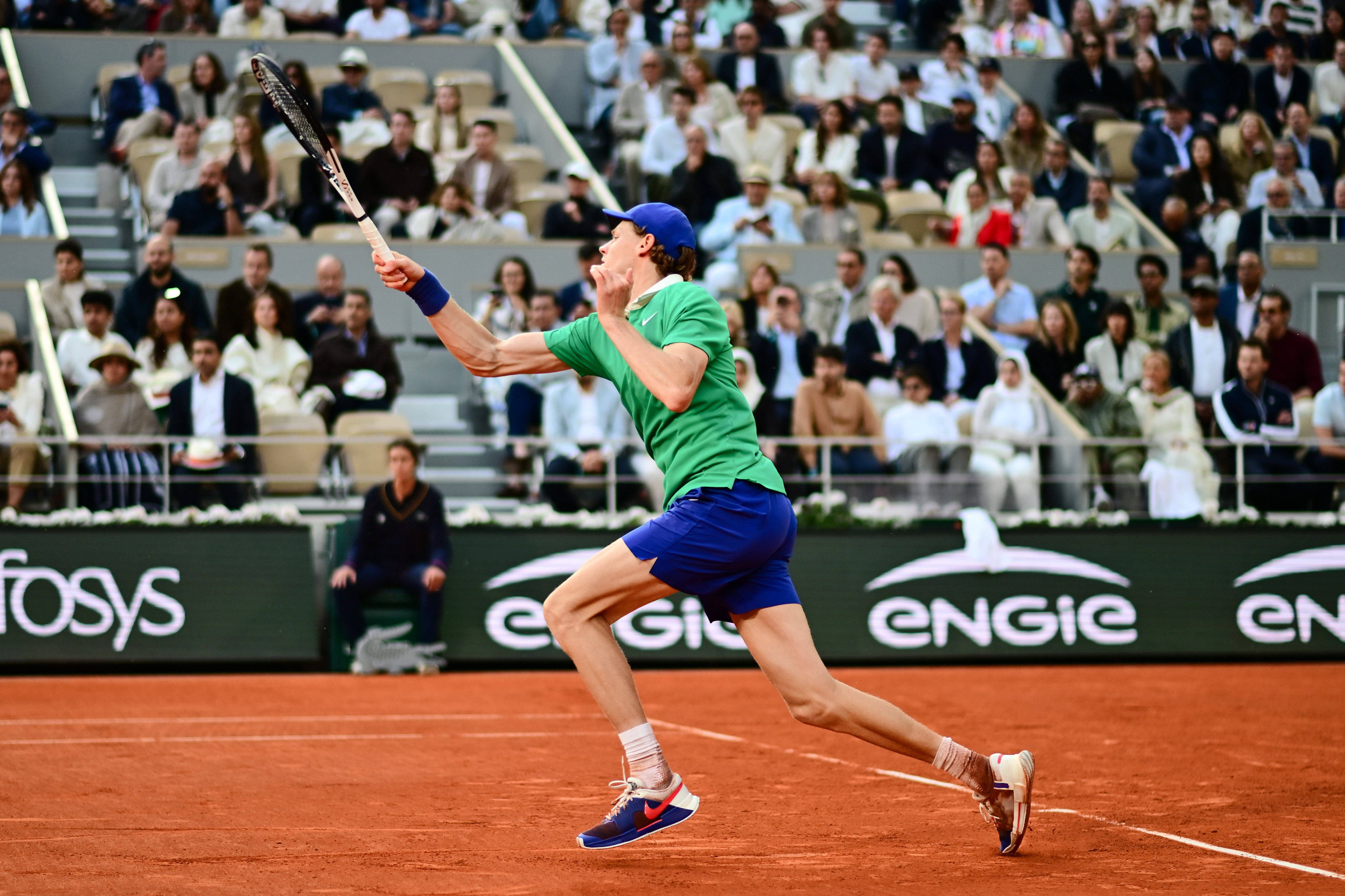 -意大利网球队力克法国网球队，阿尔卡拉斯关键制胜