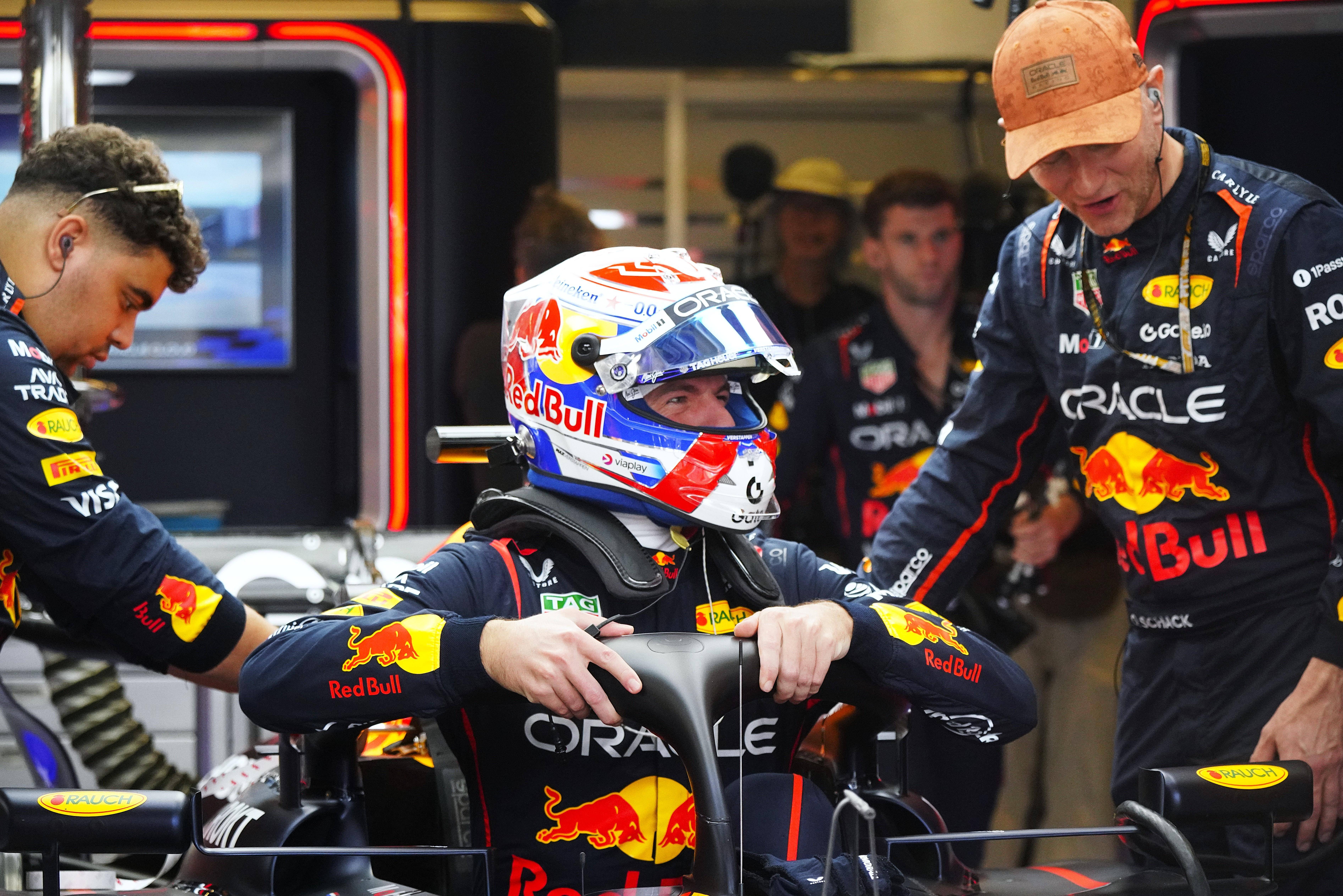 开云平台-雷诺车队轻取梅赛德斯，维斯塔潘刷新纪录