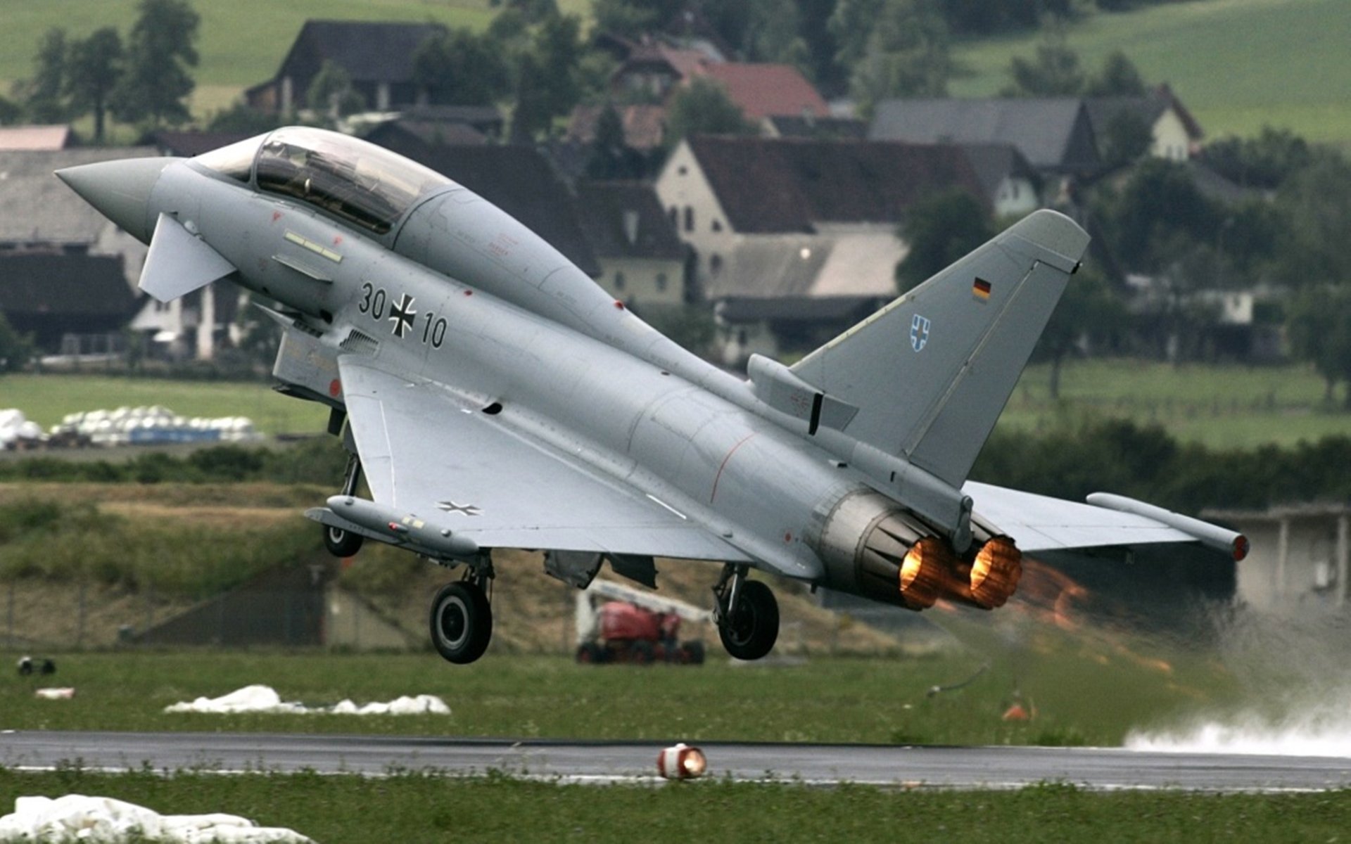 魔幻之夜，NBA季后赛焦点战，加拿大绝杀尤文的多维宇宙交叠时刻