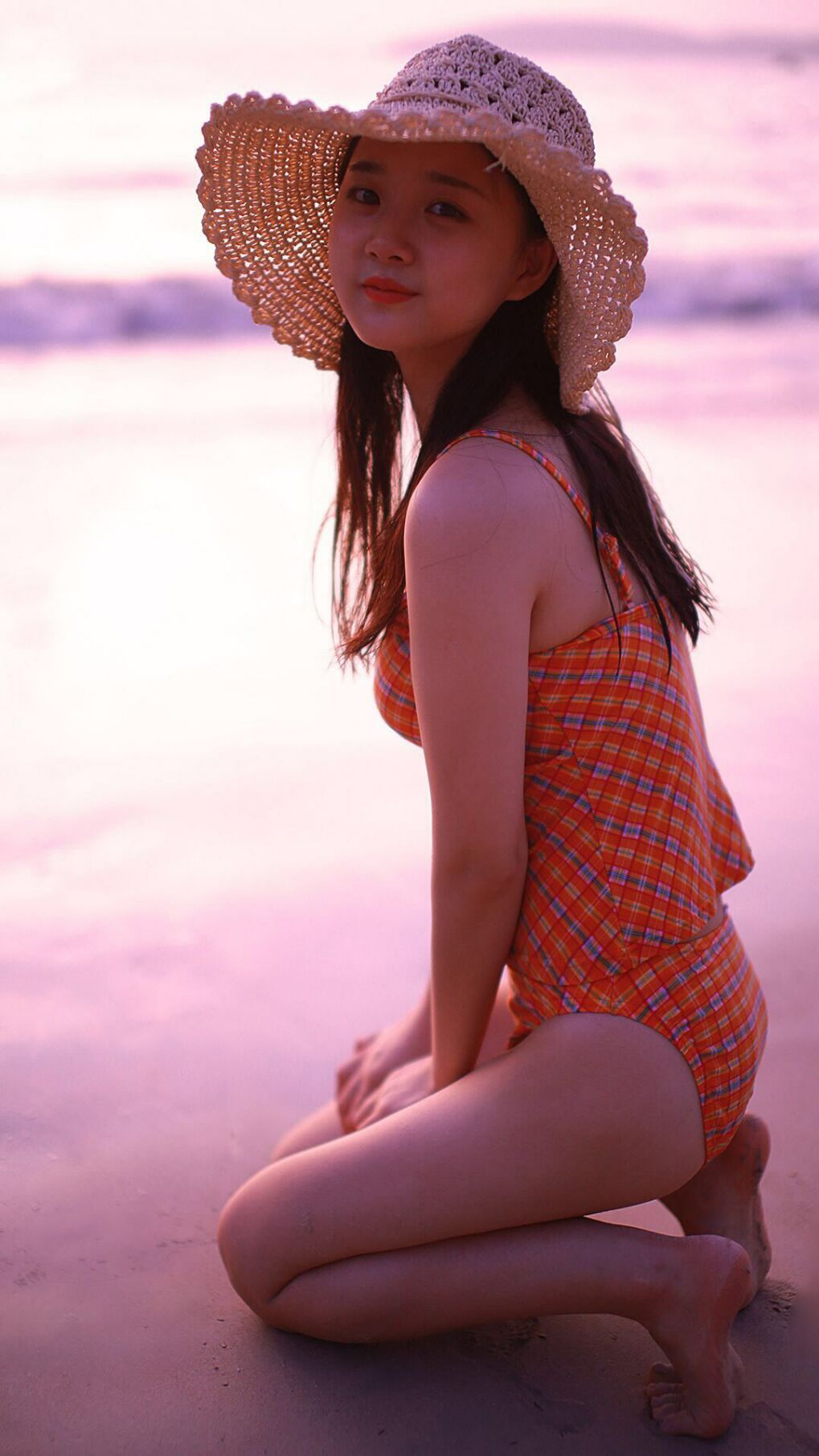 跨越太平洋的篮球之火，广东队憾负快船，爱德华兹得分风暴定乾坤