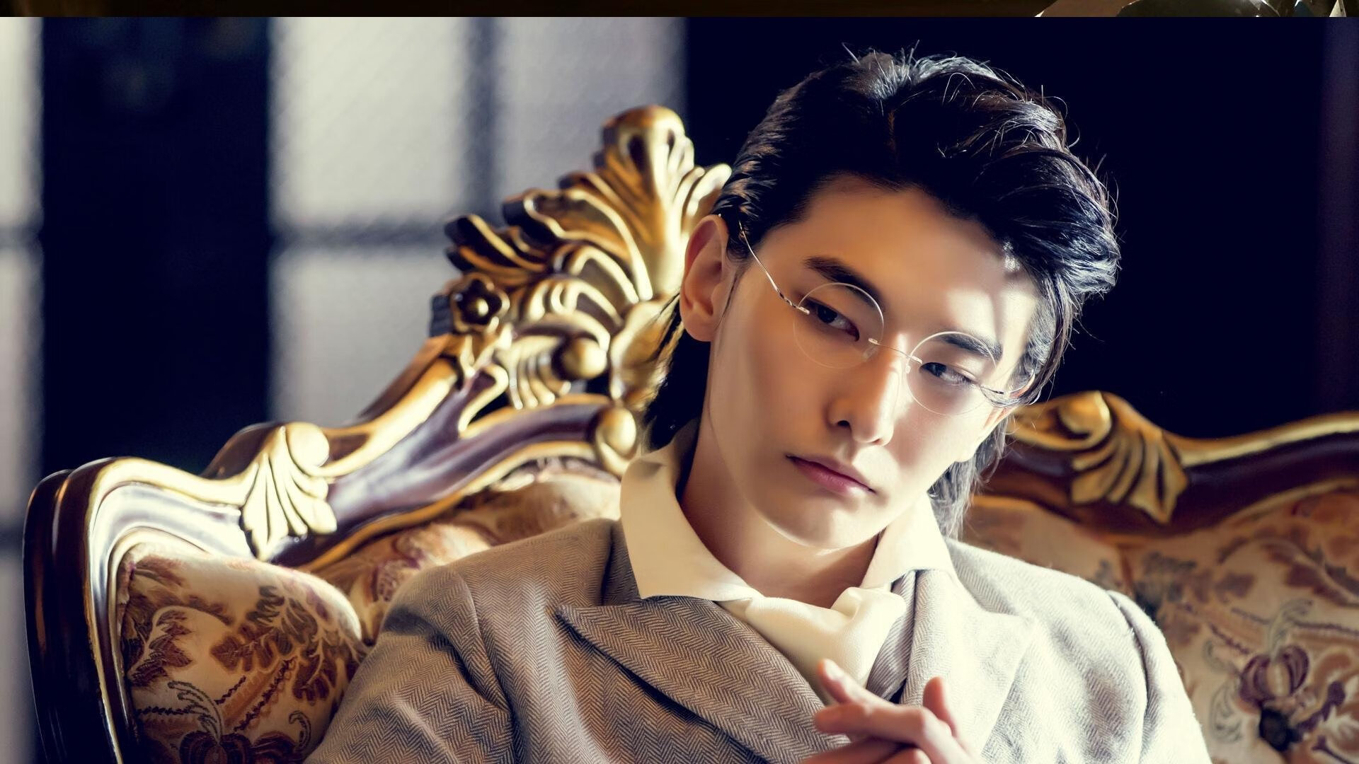 开云官网-戈贝尔内线统治力尽显，老鹰末节发力强行终结马刺