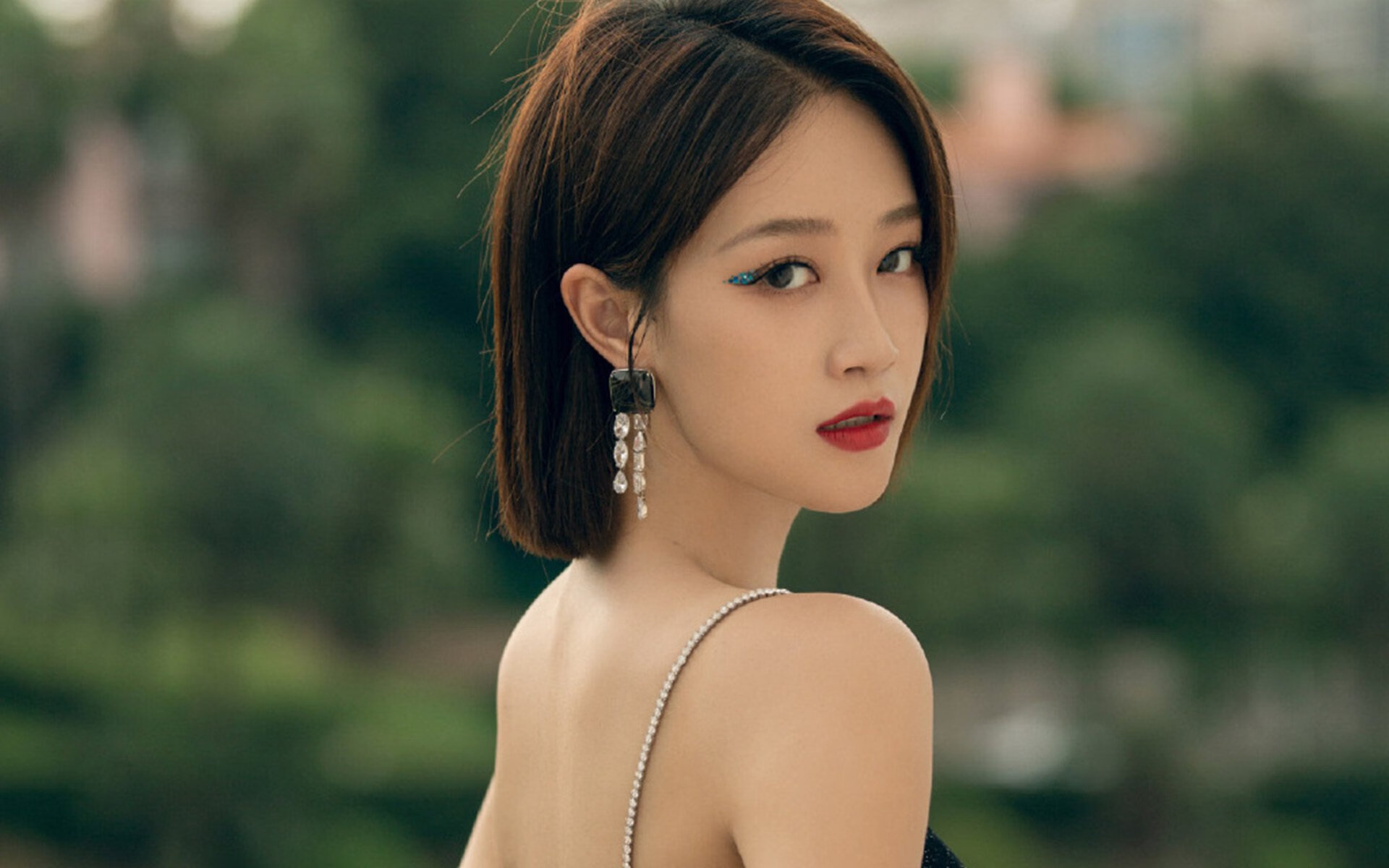 开云体育下载-骑士险胜吉林，马克西关键三分雨浇灭逆转火焰